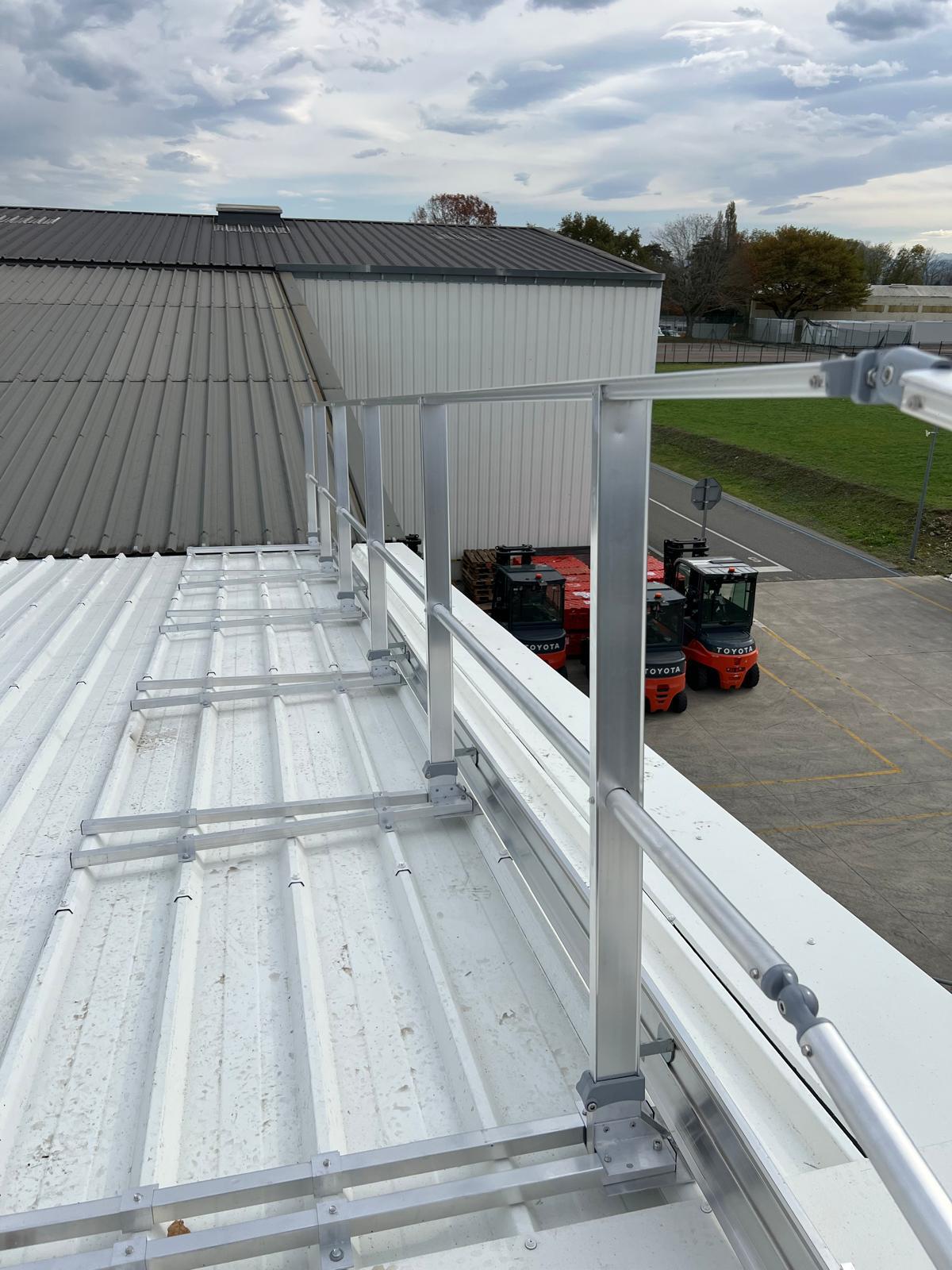 garde corps industriel aluminium panneau sandwich